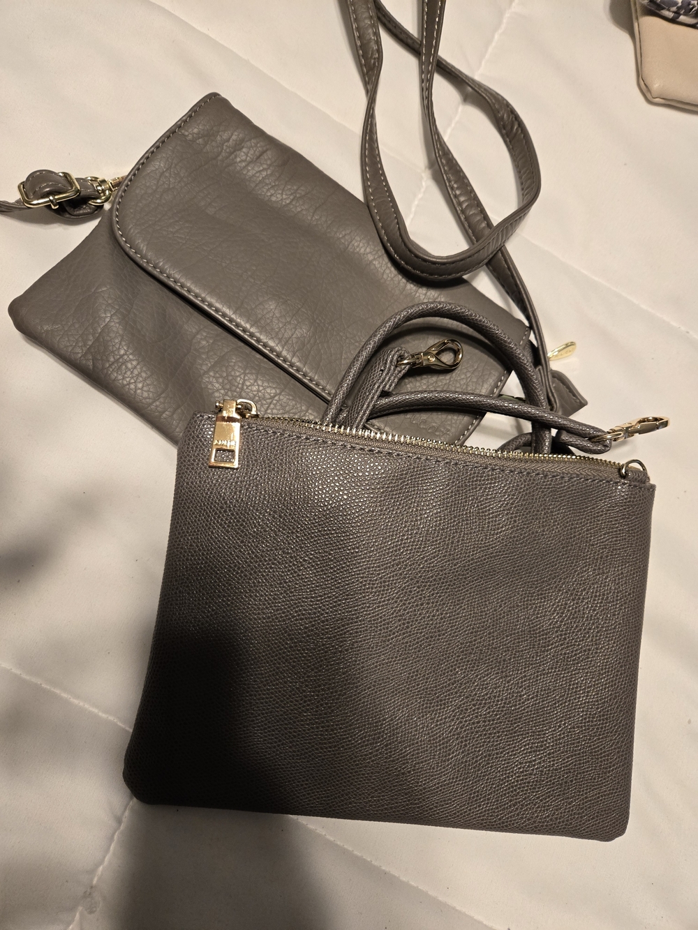 Gray Women's Crossbody & Wristlet Set - Versatile Everyday Bag